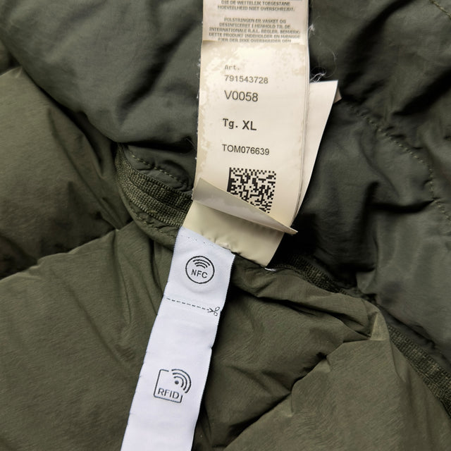 A/W 23 Stone Island Seamless Tunnel Nylon Down TC Puffer Jacket