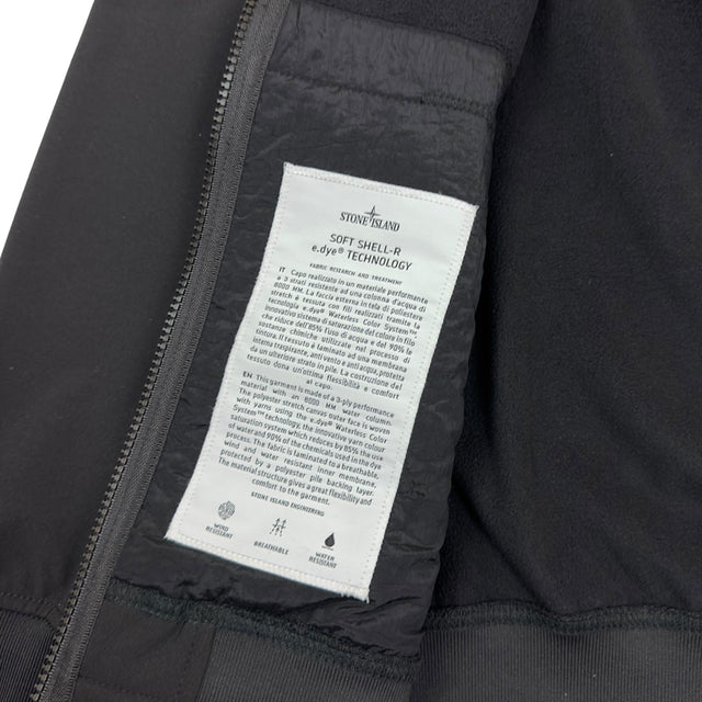 A/W 22 Stone Island Soft Shell R e.dye Jacket