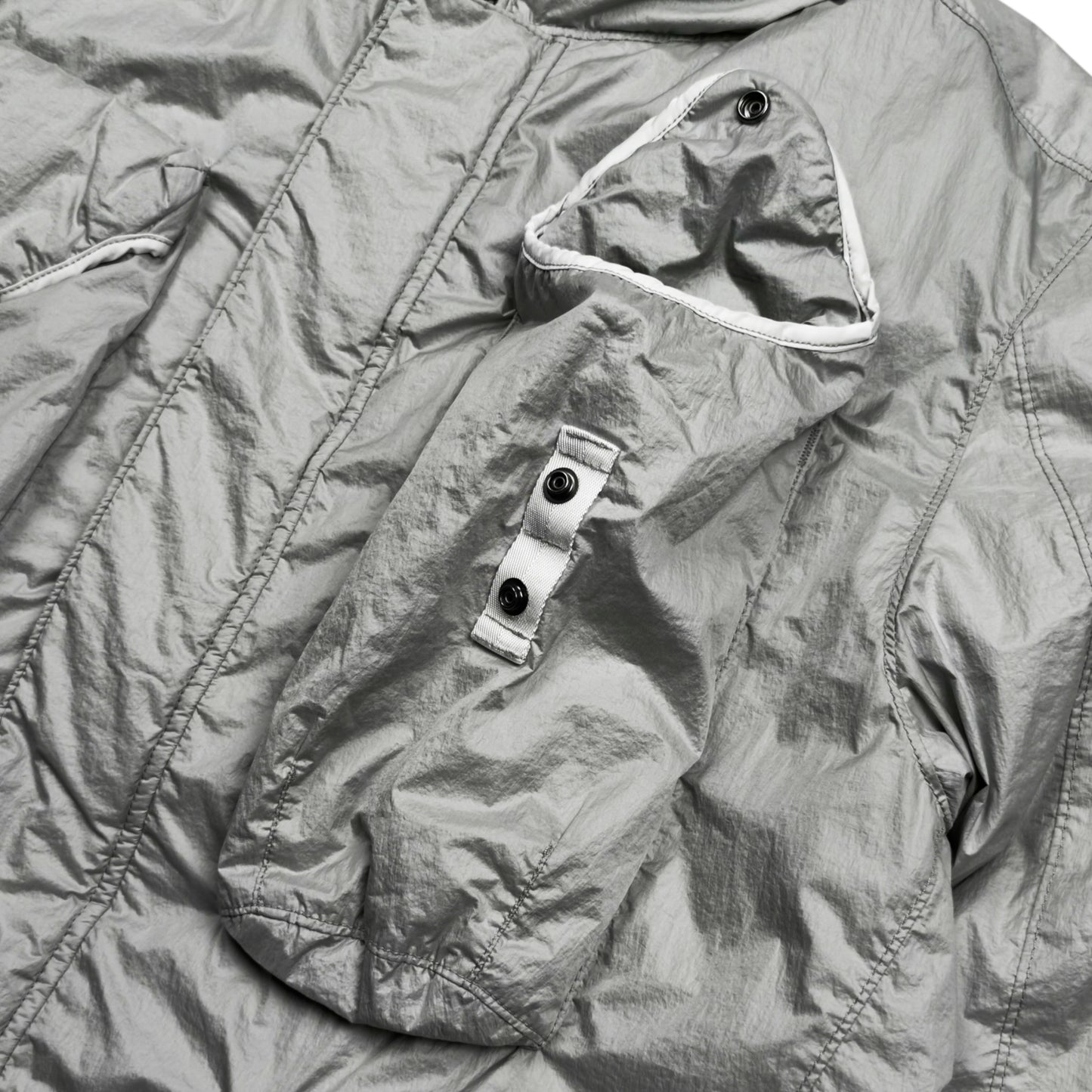C.P. Company Nyfoil Mille Goggle Down Puffer Jacket - Silver