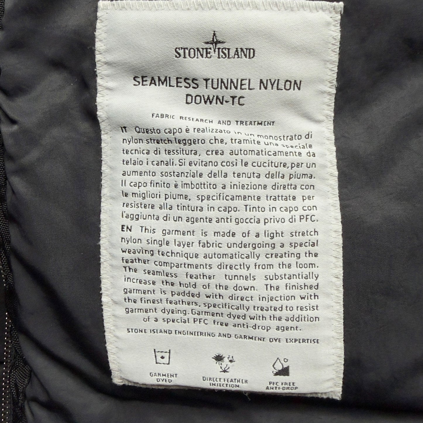 A/W 23 Stone Island Seamless Tunnel Nylon Down TC Puffer Jacket - Black