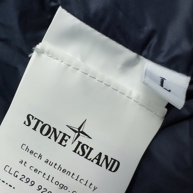 A/W 23 Stone Island Marina Rubber Wax Poplin Down Reflective Puffer Gilet