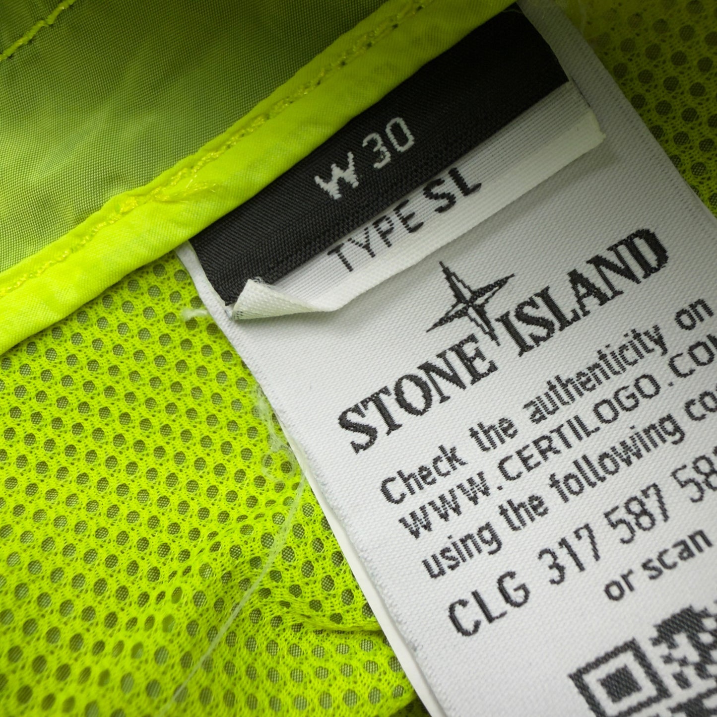S/S 16 Stone Island Pixel Reflective Shorts - Green
