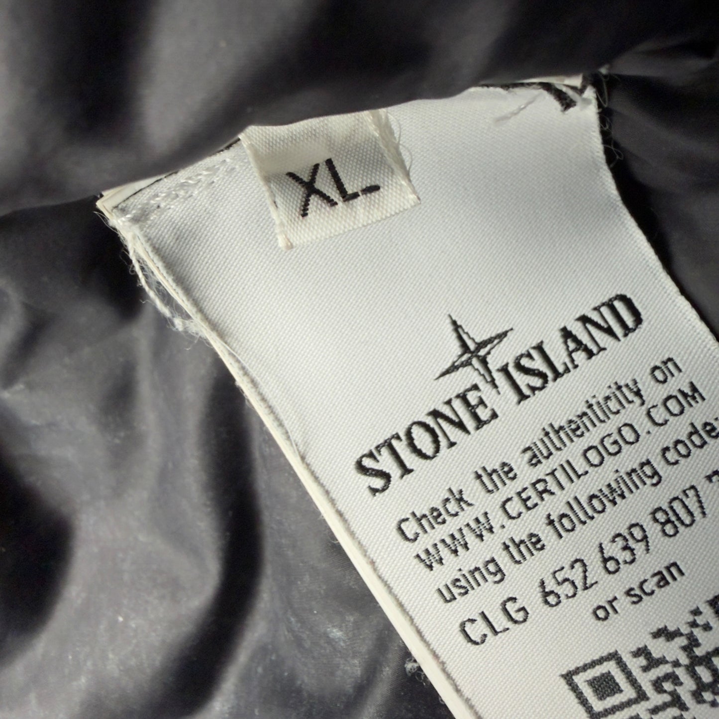 A/W 17 Stone Island Tela Nylon Down With Frost Finish Puffer Jacket