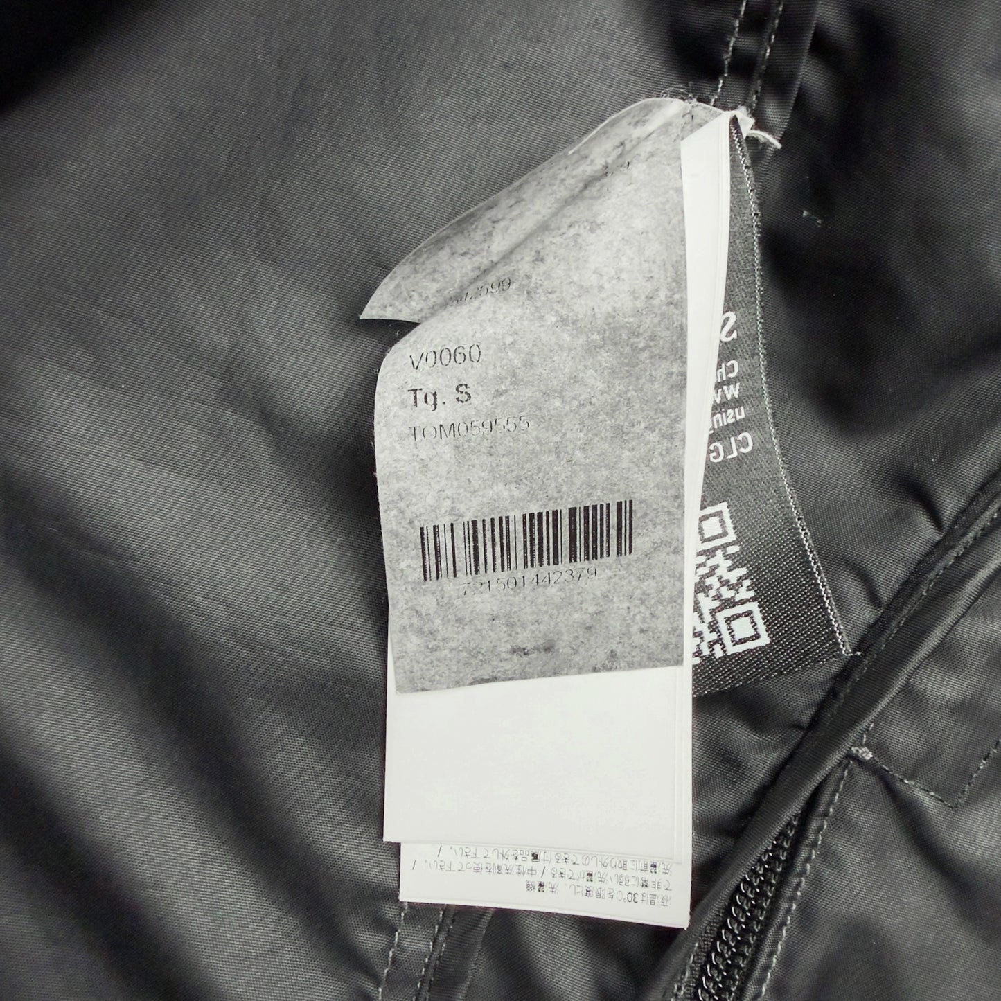 S/S 20 Stone Island Plated Reflective with Dust Colour Finish Special Process Jacket