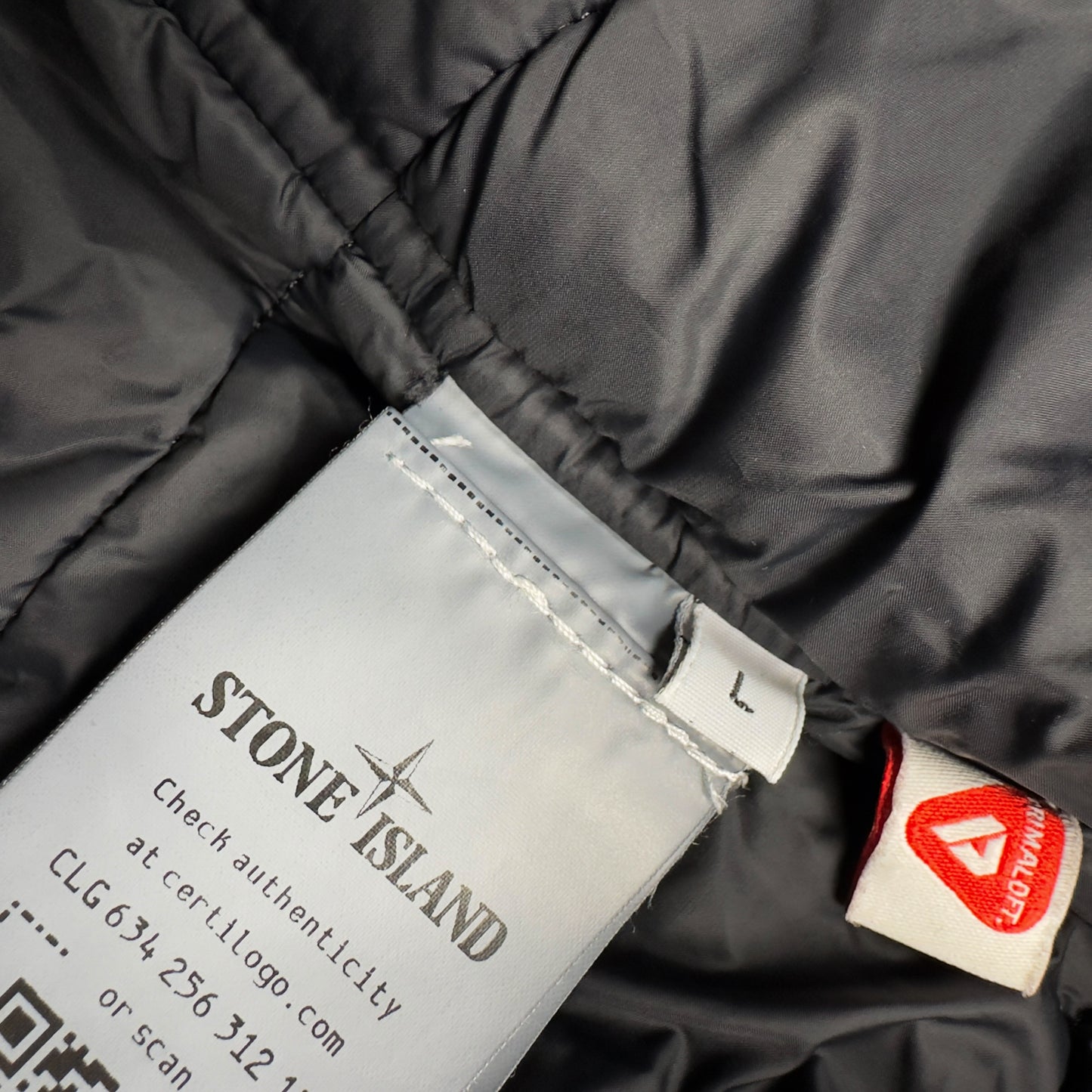 A/W 23 Stone Island Nylon Metal Econyl with Primaloft Jacket - Black
