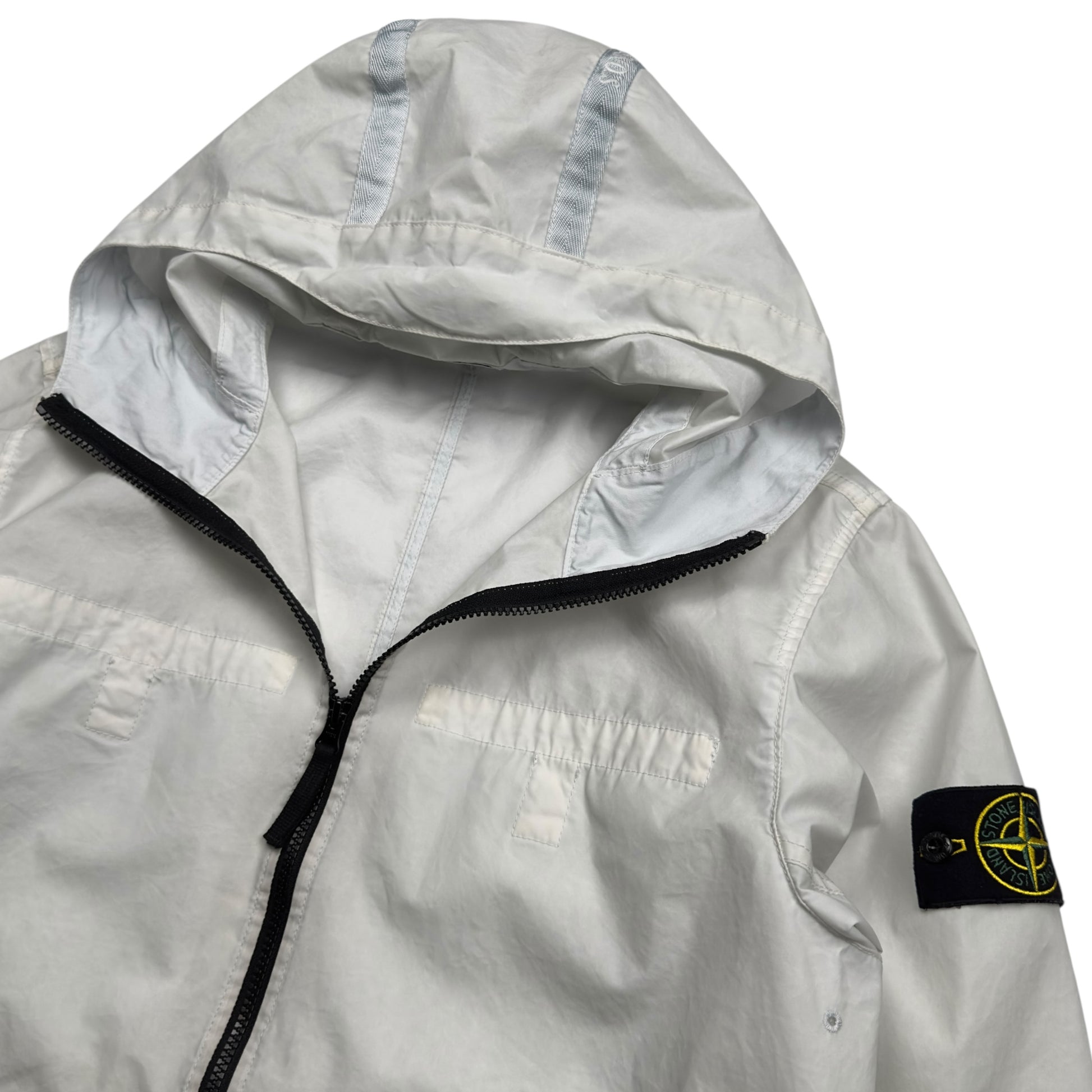S/S 22 Stone Island Aggressive Gommato Jacket - White