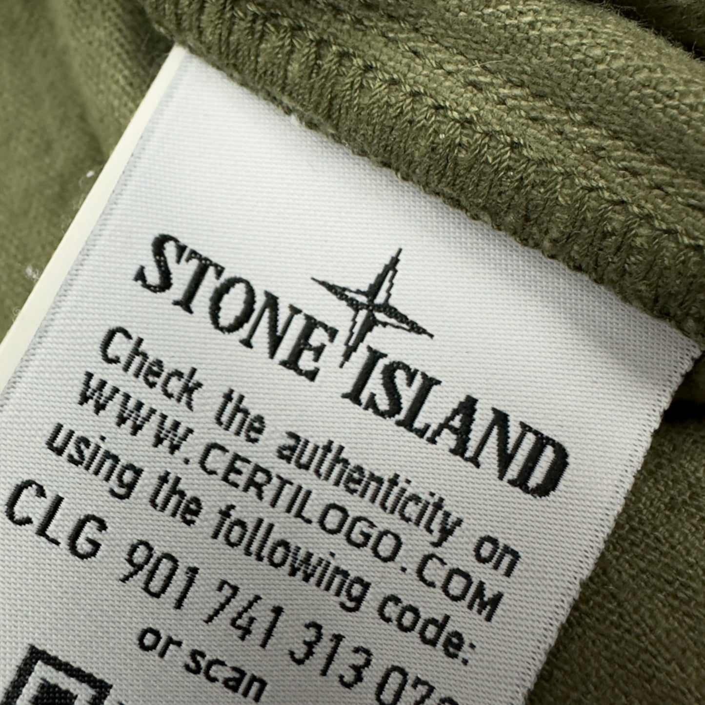 A/W 19 Stone Island Corduroy Hooded Overshirt