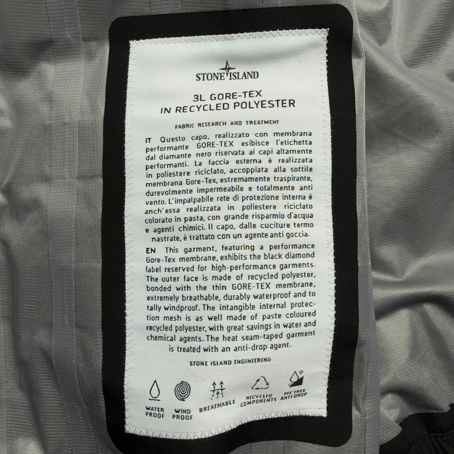 S/S 22 Stone Island Marina 3L Gore-Tex Recycled Polyester Zip Smock - Black