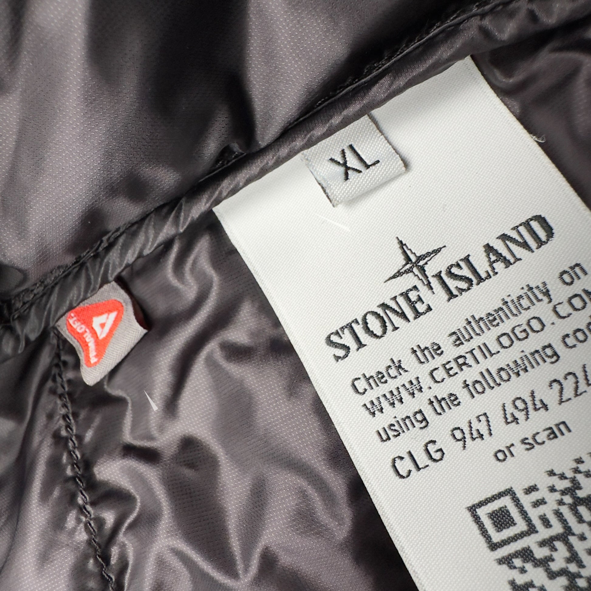 A/W 15 Stone Island Micro Rip Stop with Primaloft Insulation Packable Jacket - Black