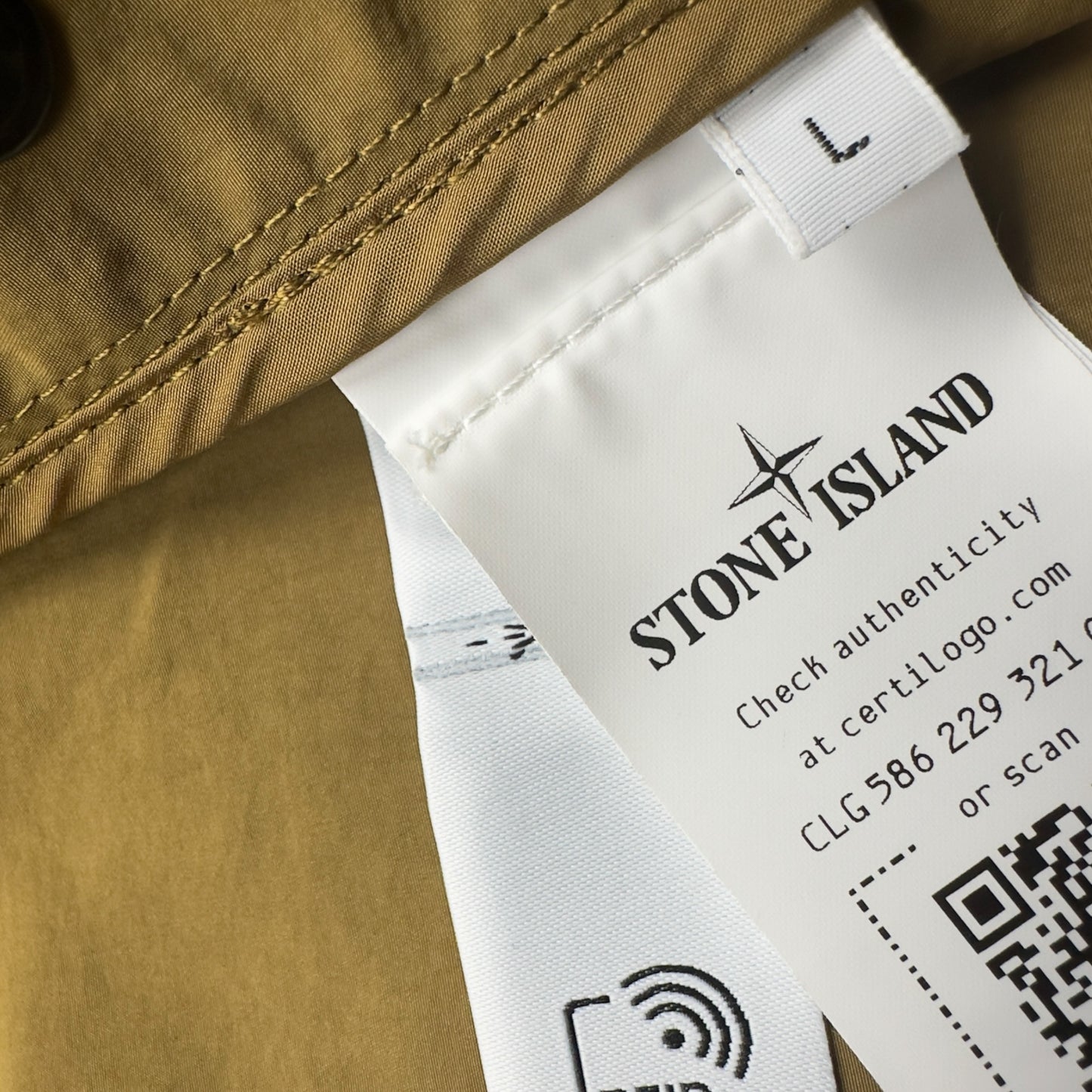 S/S 23 Stone Island Hyper Dense Nylon Raso Hooded Jacket
