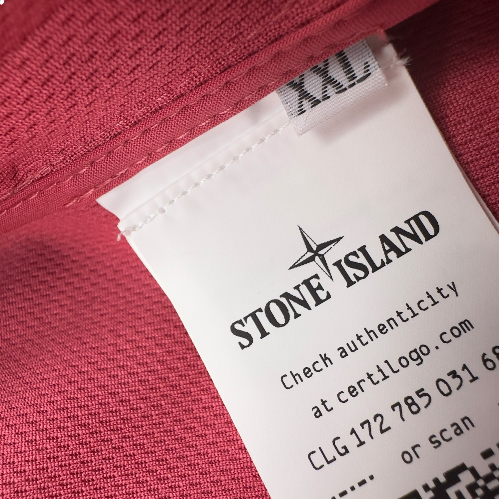S/S 23 Stone Island Light Soft Shell-R Jacket with e-dye Technology - Pink