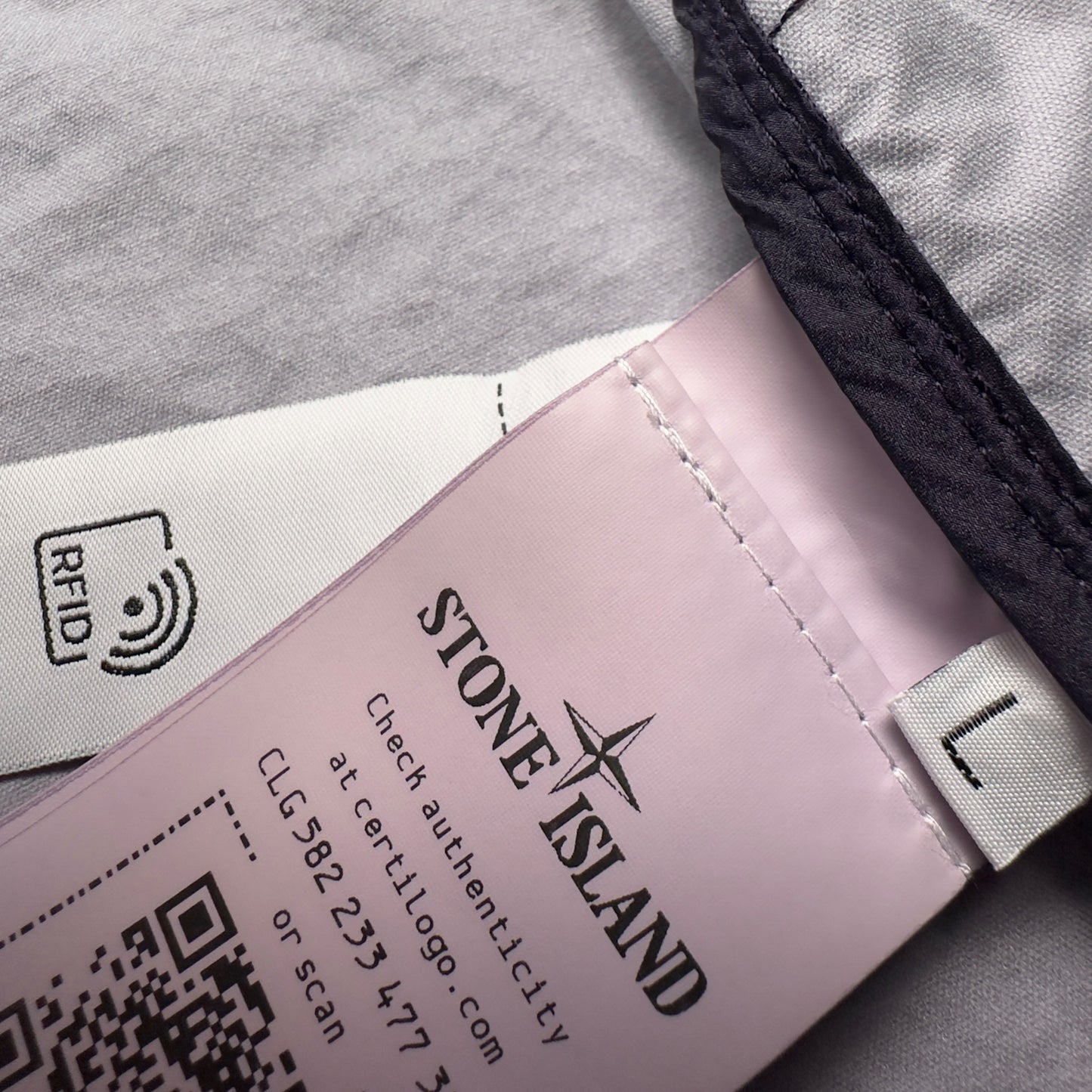 S/S 23 Stone Island Membrana 3L TC Field Jacket - Dark Purple