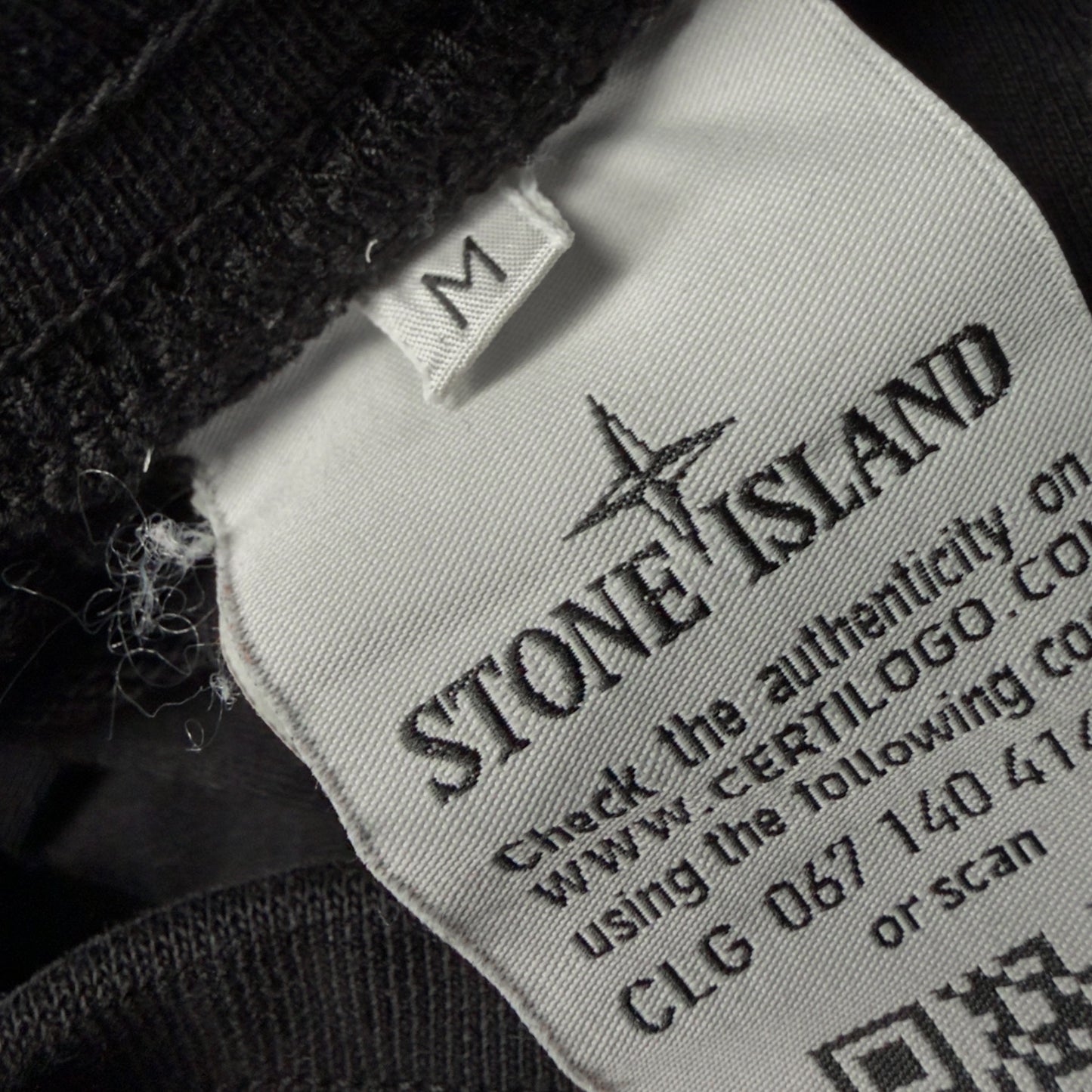 S/S 20 Stone Island Cotton Jersey Cargo Shorts - Black