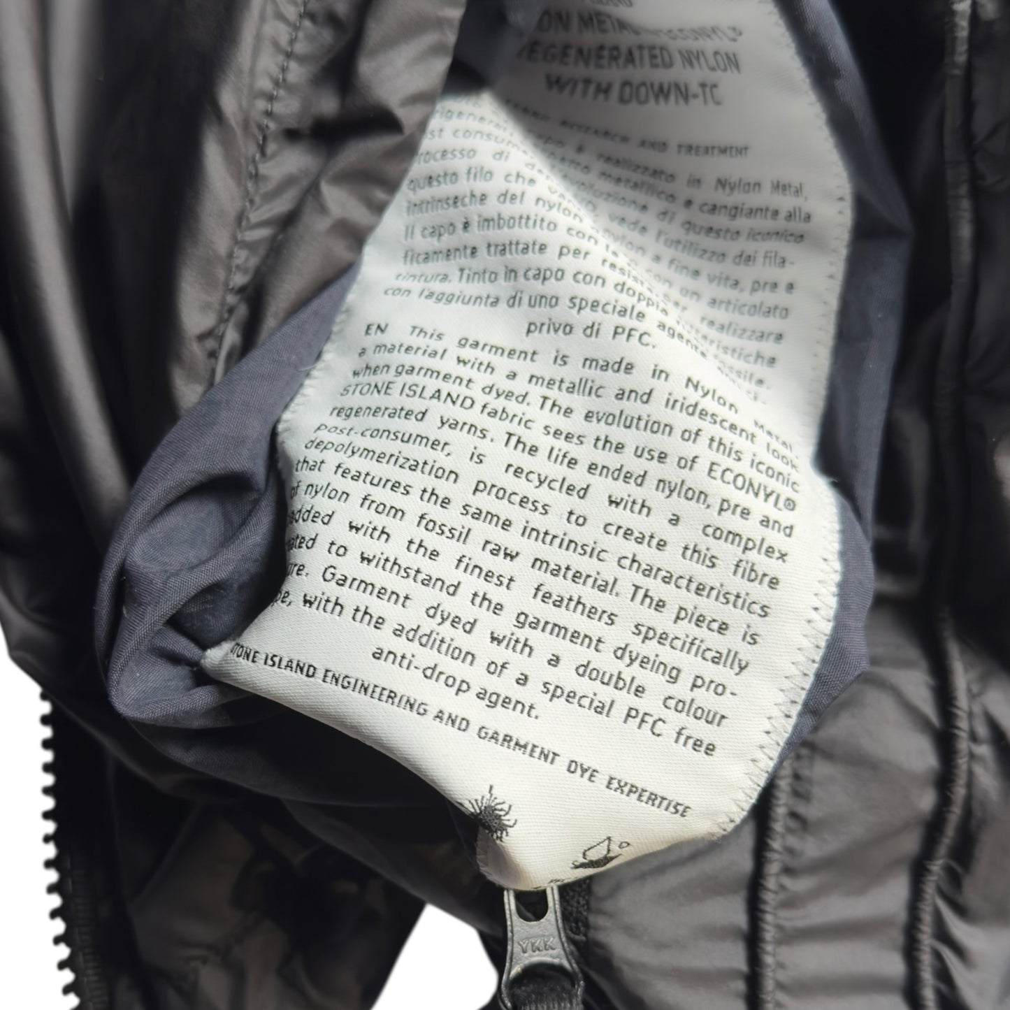 A/W 23 Stone Island Reversible Nylon Metal Down Gilet