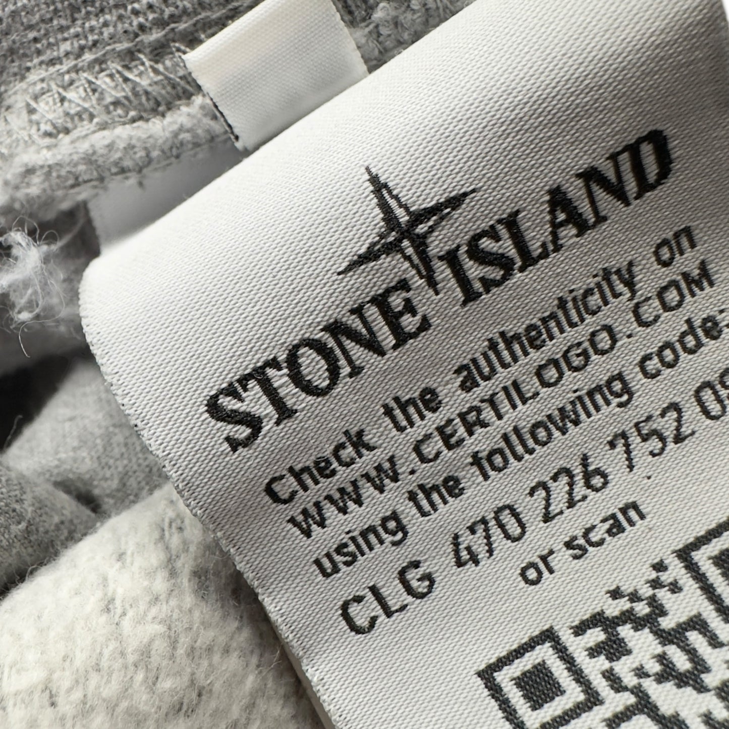 A/W 16 Stone Island Patch Shorts
