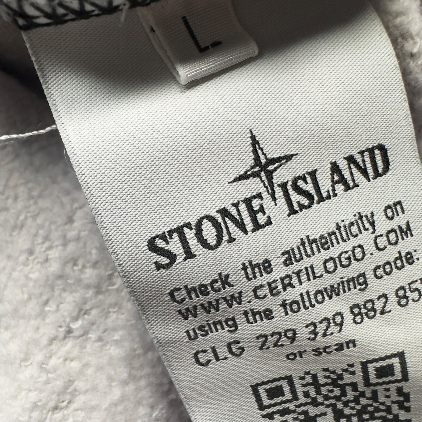 A/W 18 Stone Island Tiger Camo Crewneck Sweater