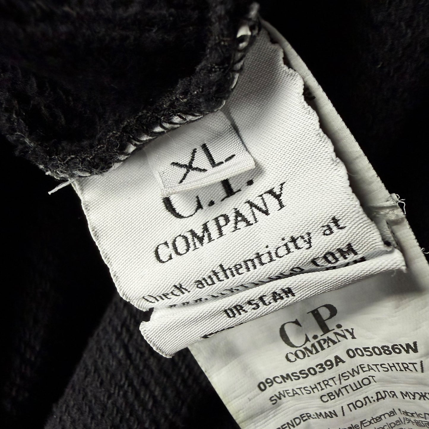 C.P. Company Diagonal Raised Fleece Crewneck Sweater - Black