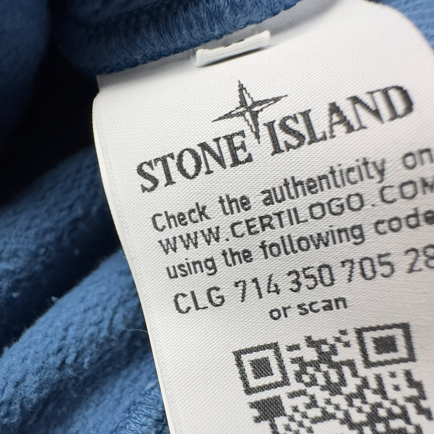 A/W 20 Stone Island Hoodie - Blue