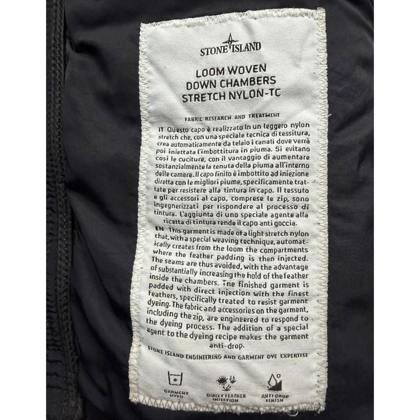 A/W 19 Stone Island Loom Woven Down Chambers Stretch Nylon Down TC Puffer Jacket - Black