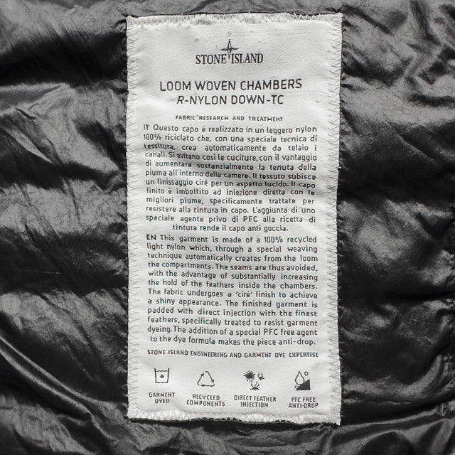 A/W 22 Stone Island Loom Woven Chambers R-Nylon Down TC Puffer Jacket - Black