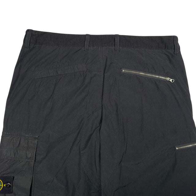 S/S 23 Stone Island Mixed Material Loose Fit Cargo Trousers - Black