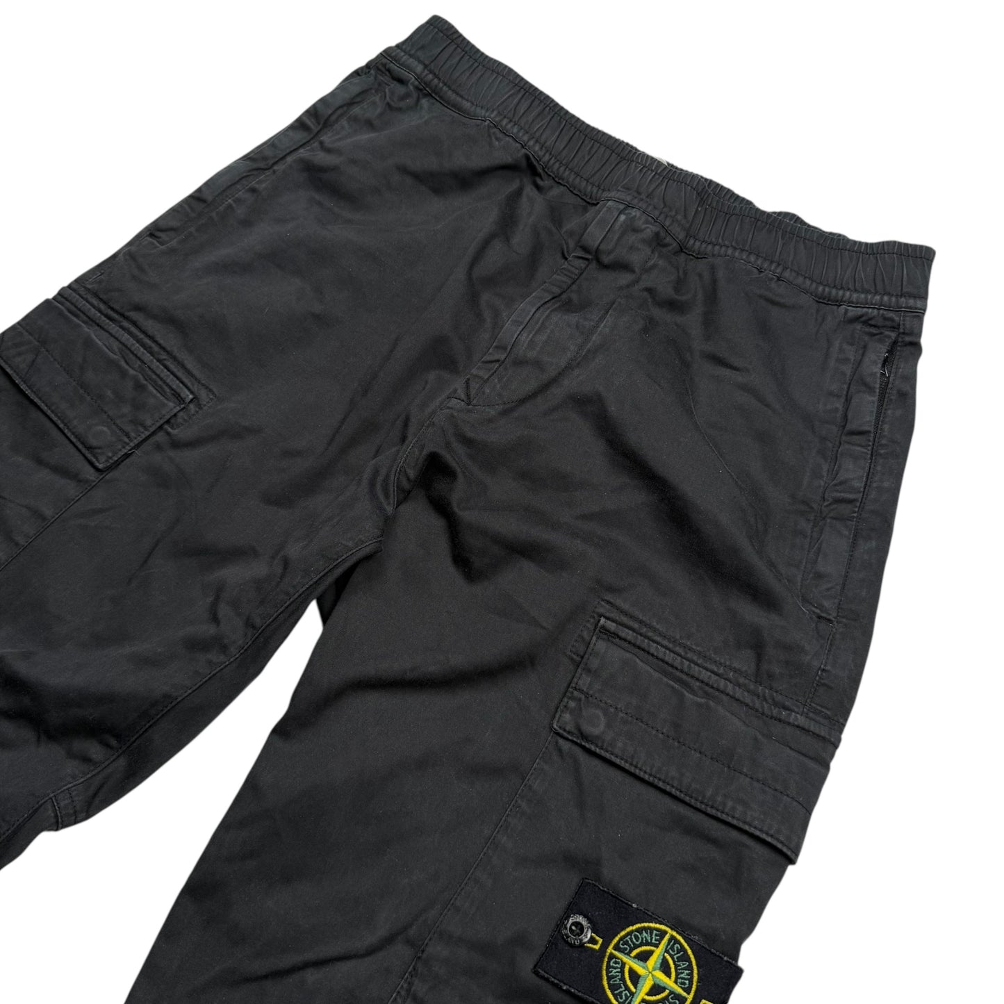 A/W 22 Stone Island Cuffed Cargo Trousers - Black
