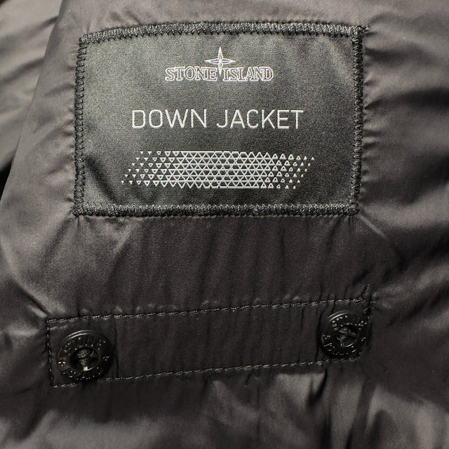 A/W 22 Stone Island Shadow Project Textile Non Woven Poly Down Gilet