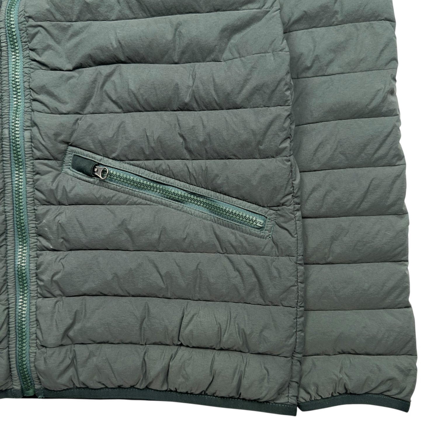 A/W 19 Stone Island Loom Woven Down Chambers Stretch Nylon Down TC Puffer Jacket - Green