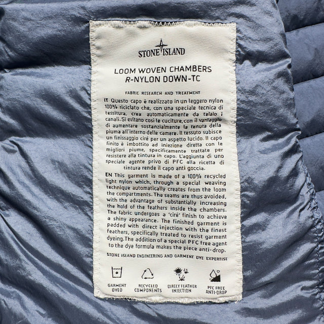 A/W 22 Stone Island Loom Woven Chambers R-Nylon Down TC Puffer Jacket - Avio Blue