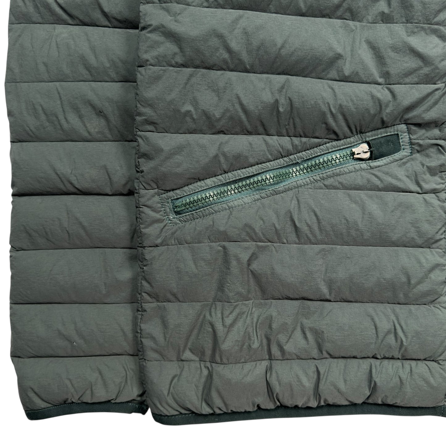 A/W 19 Stone Island Loom Woven Down Chambers Stretch Nylon Down TC Puffer Jacket - Green