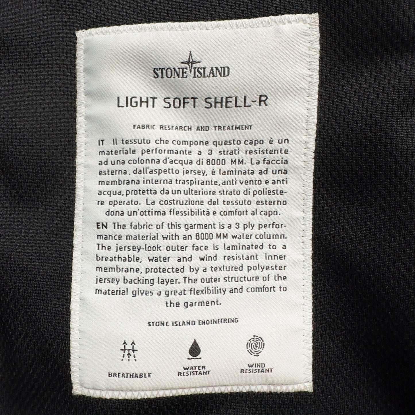 S/S 20 Stone Island Light Soft Shell R - Black