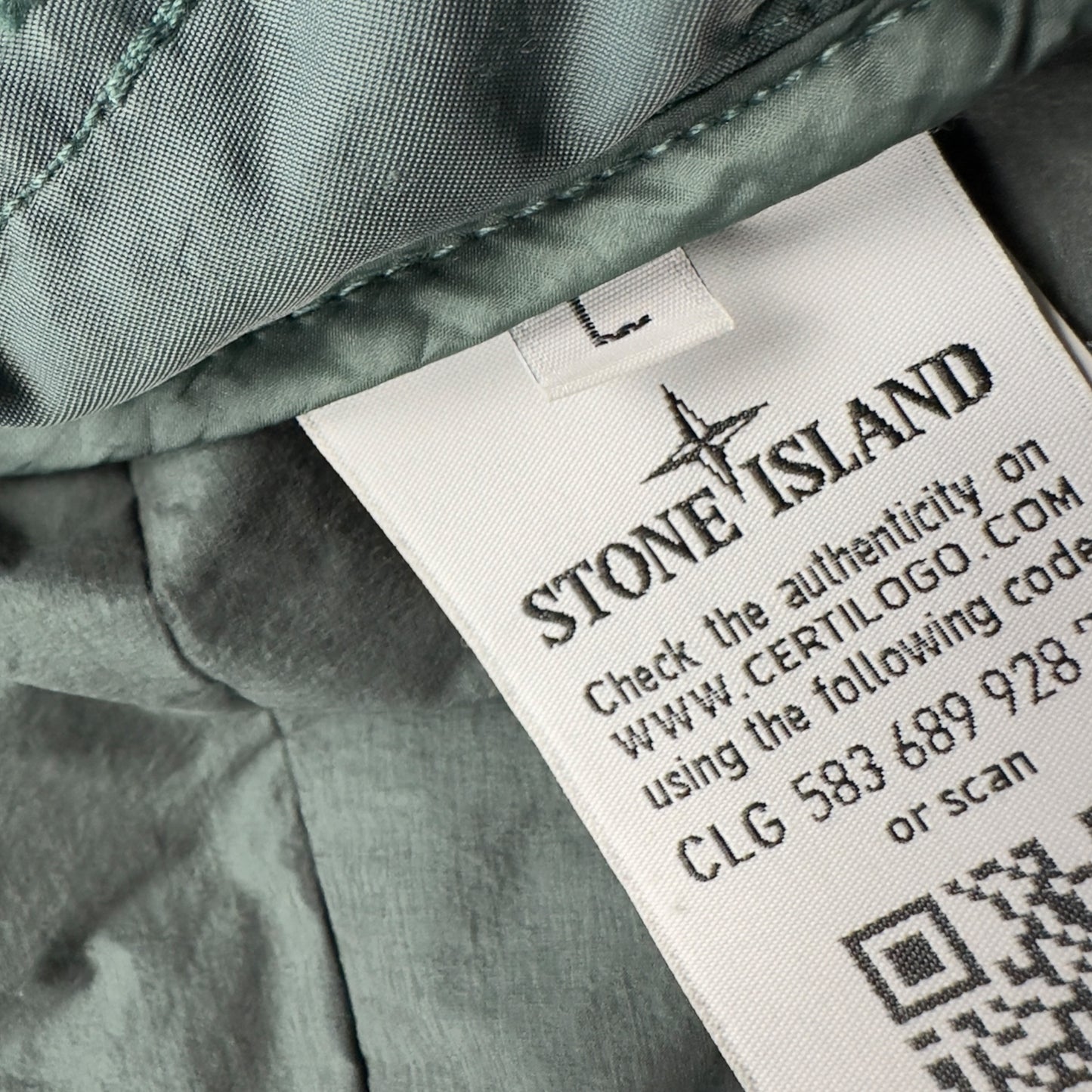 A/W 19 Stone Island Loom Woven Down Chambers Stretch Nylon Down TC Puffer Jacket - Green