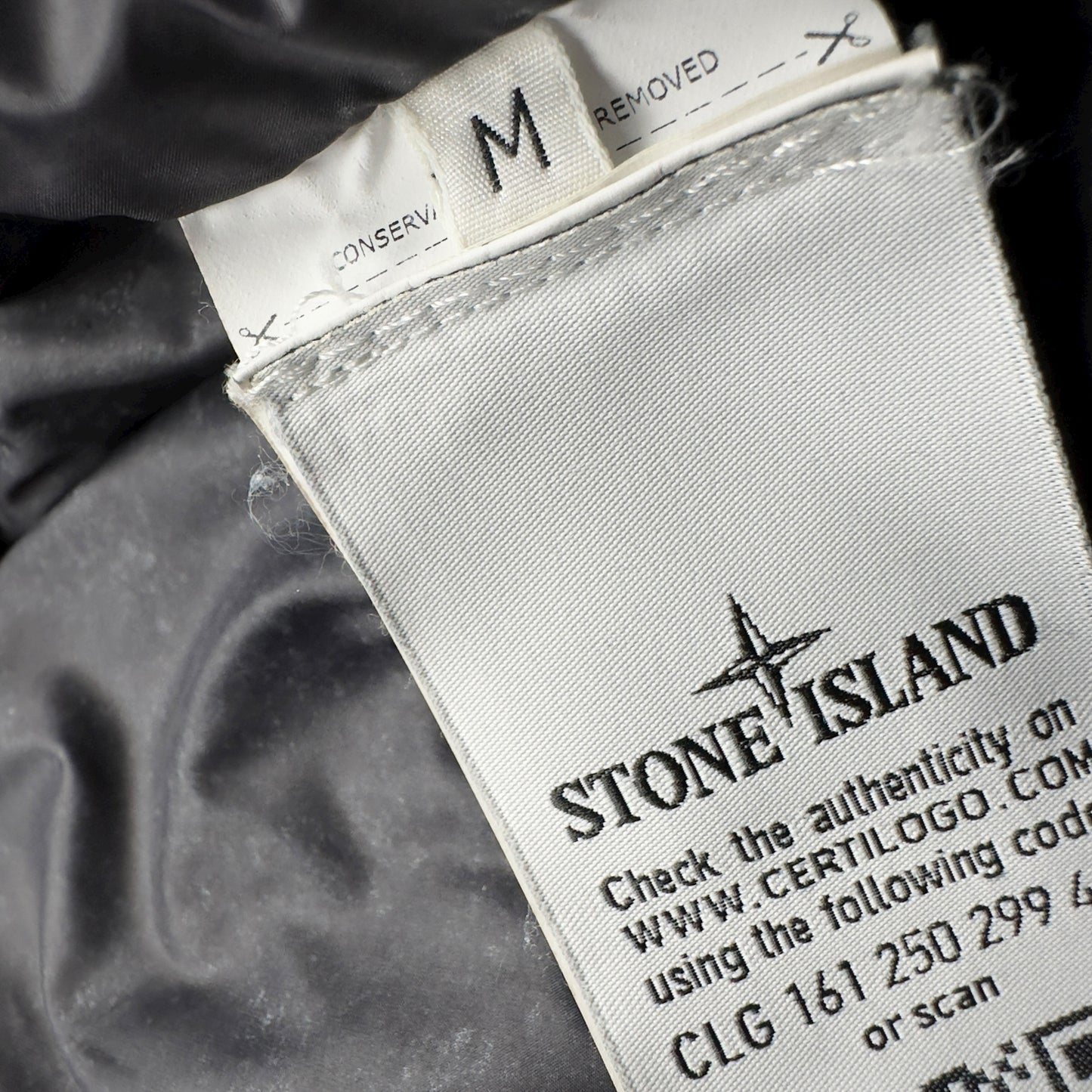 A/W 17 Stone Island Tela Nylon Down With Frost Finish Puffer Jacket