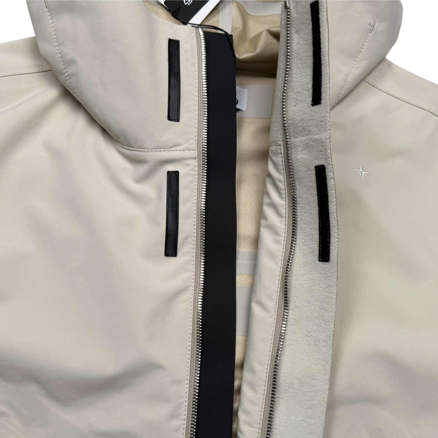 A/W 23 Stone Island Stellina 3L Nylon Waterproof Jacket