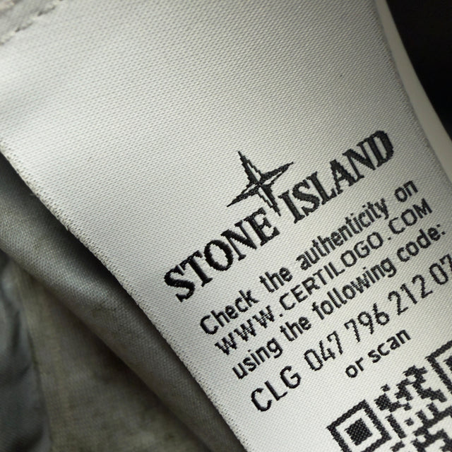S/S 20 Stone Island Membrana + Oxford 3L Dust Colour Finish