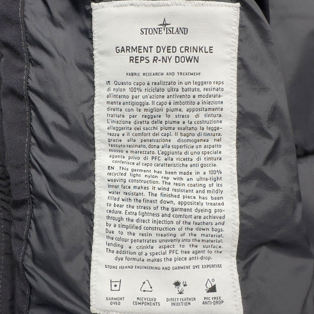 A/W 22 Stone Island Crinkle Reps R-NY Down Gilet - Black