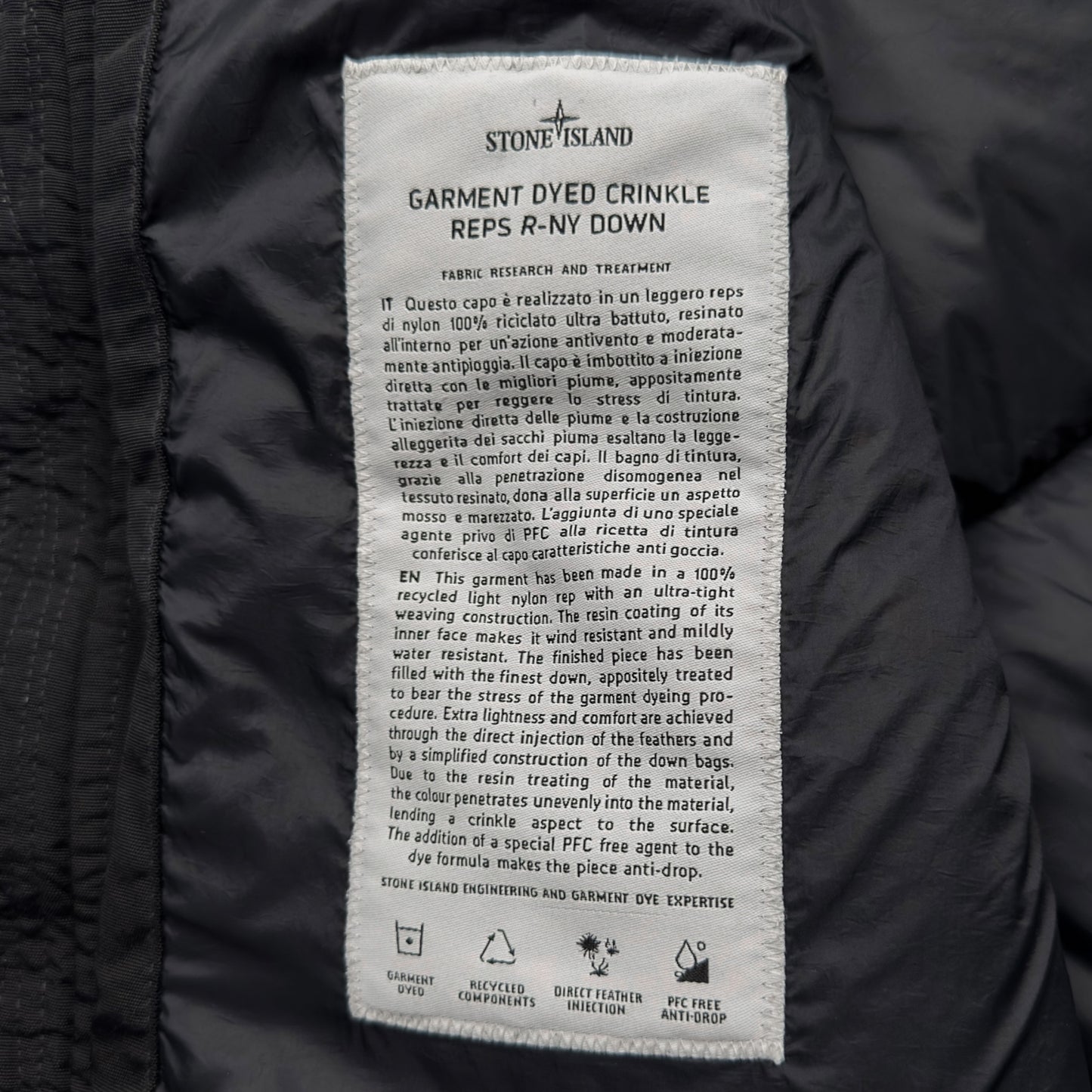 A/W 22 Stone Island Crinkle Reps R-NY Down Gilet - Black