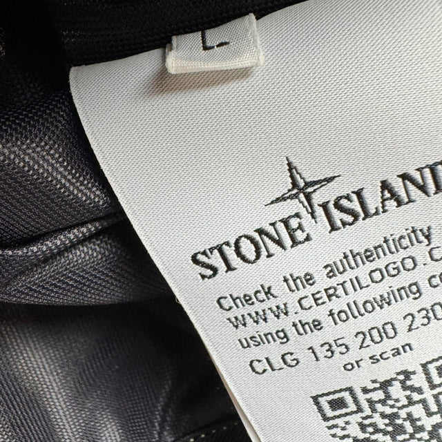 A/W 18 Stone Island Iridescent Big Logo Sweater