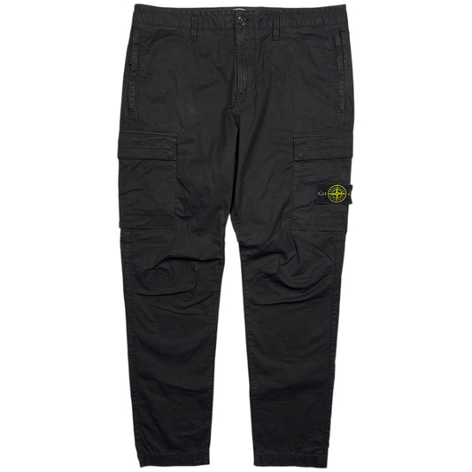 A/W 23 Stone Island Cargo Trousers - Black