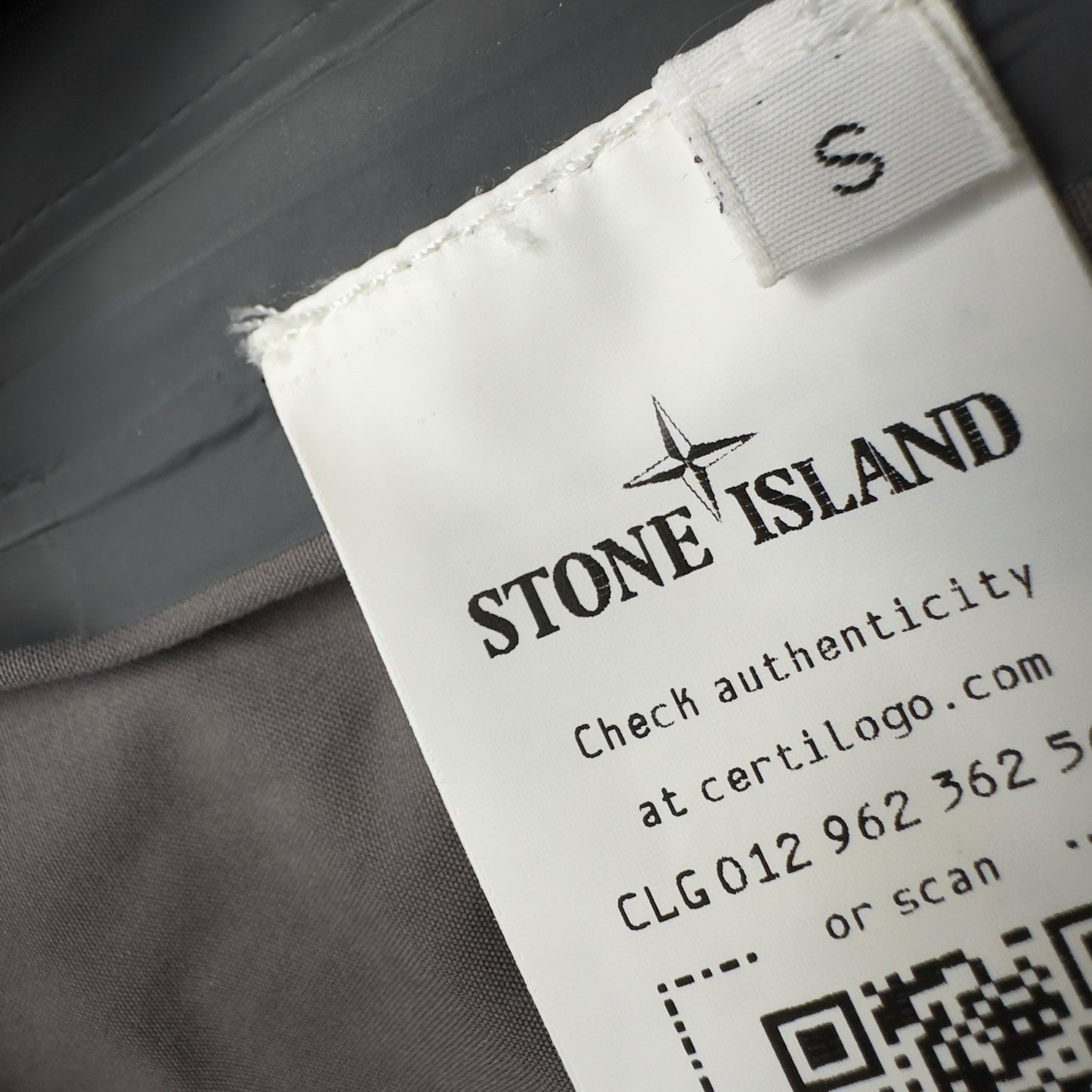 A/W 22 Stone Island O-Ventile Ghost Dutch Rope Down Jacket