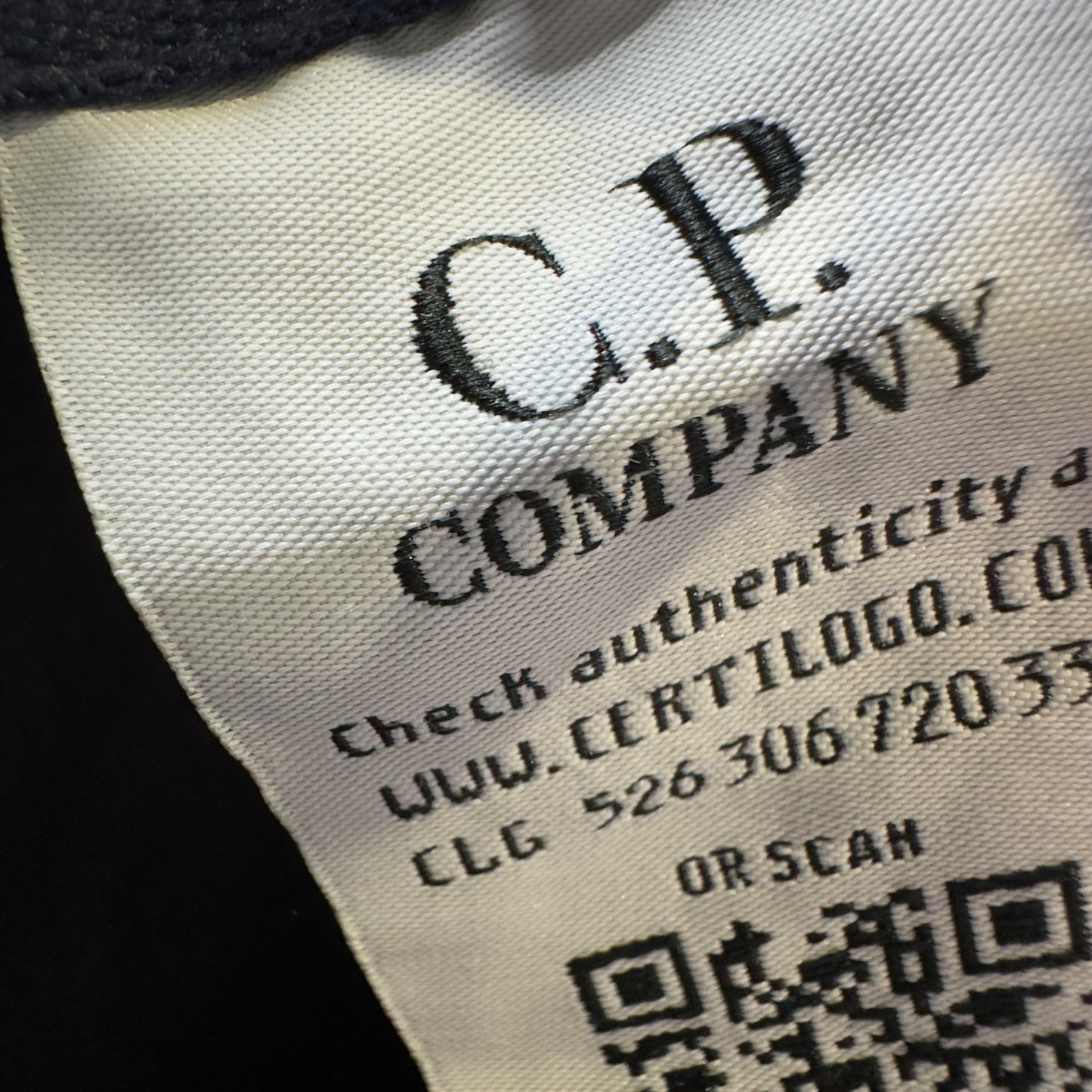 C.P. Company Cargo Shorts - Navy Blue