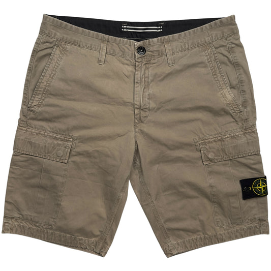 S/S 18 Stone Island Slim Fit Cargo Shorts