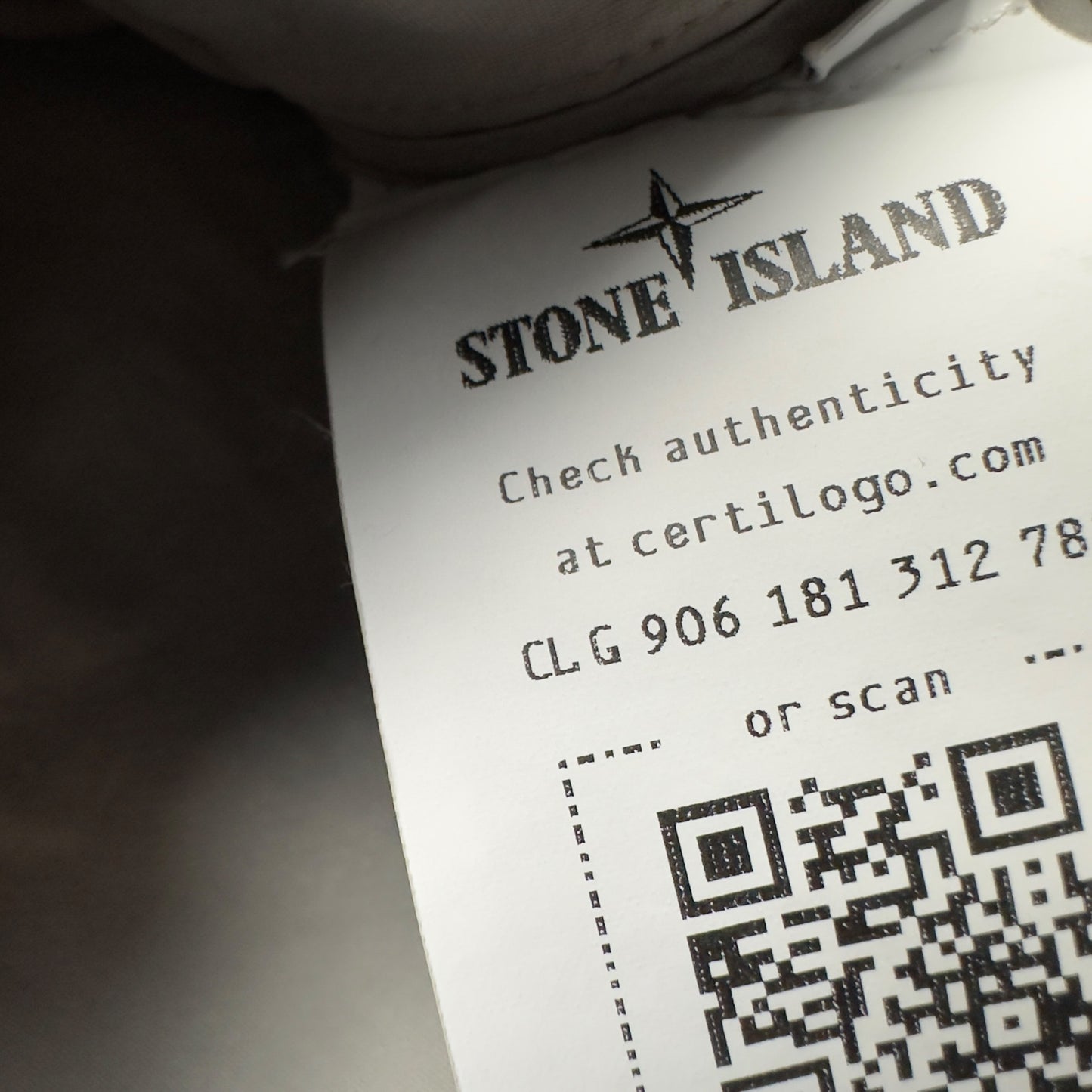 S/S 25 Stone Island Diagonal Linen Ghost Jacket