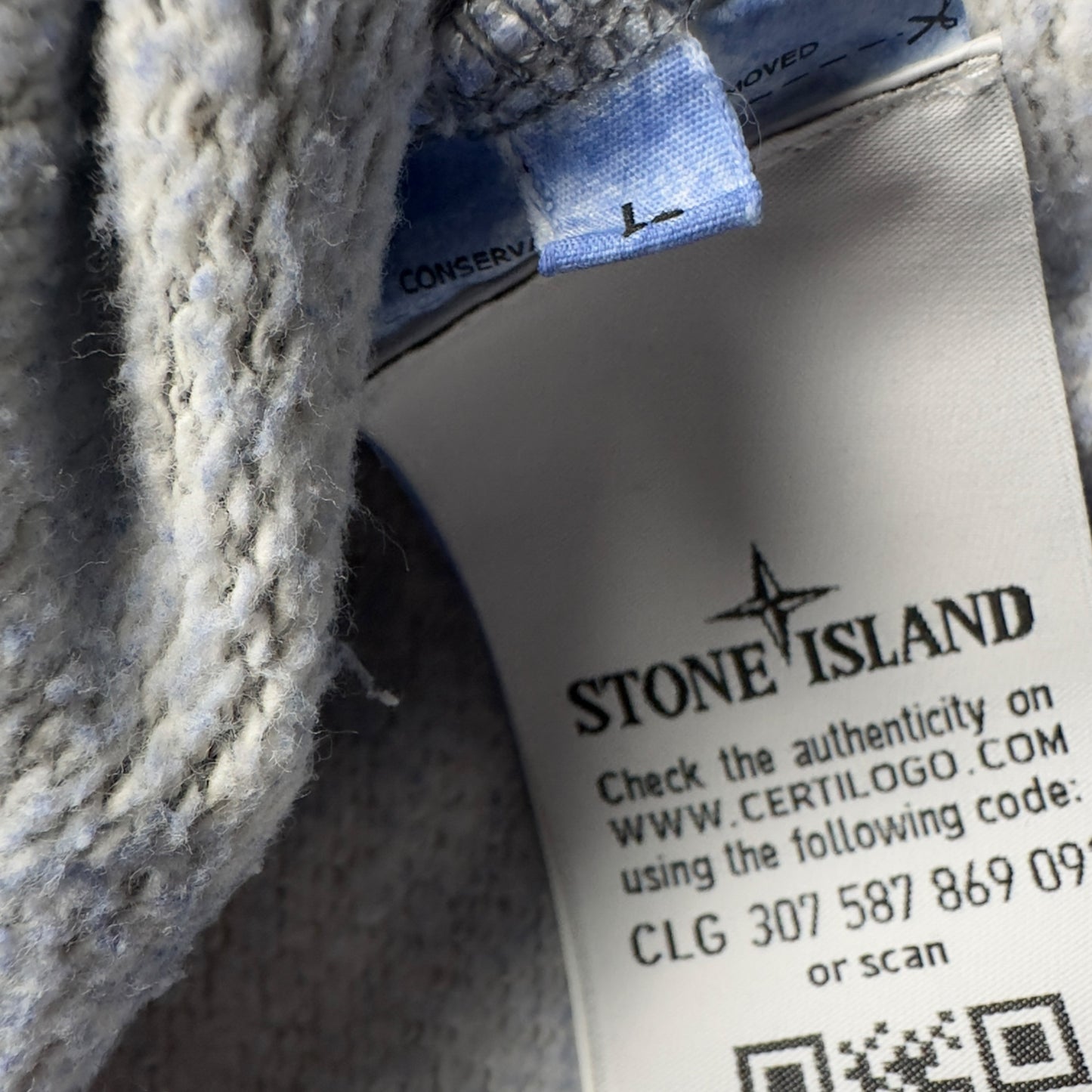 A/W 20 Stone Island Dust Colour Treatment Hoodie - Blue