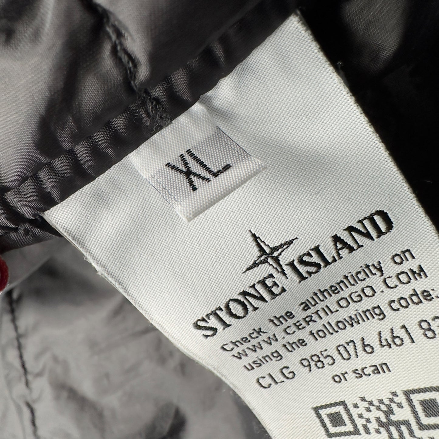 A/W 20 Stone Island Crinkle Reps R-NY with Primaloft Jacket - Black