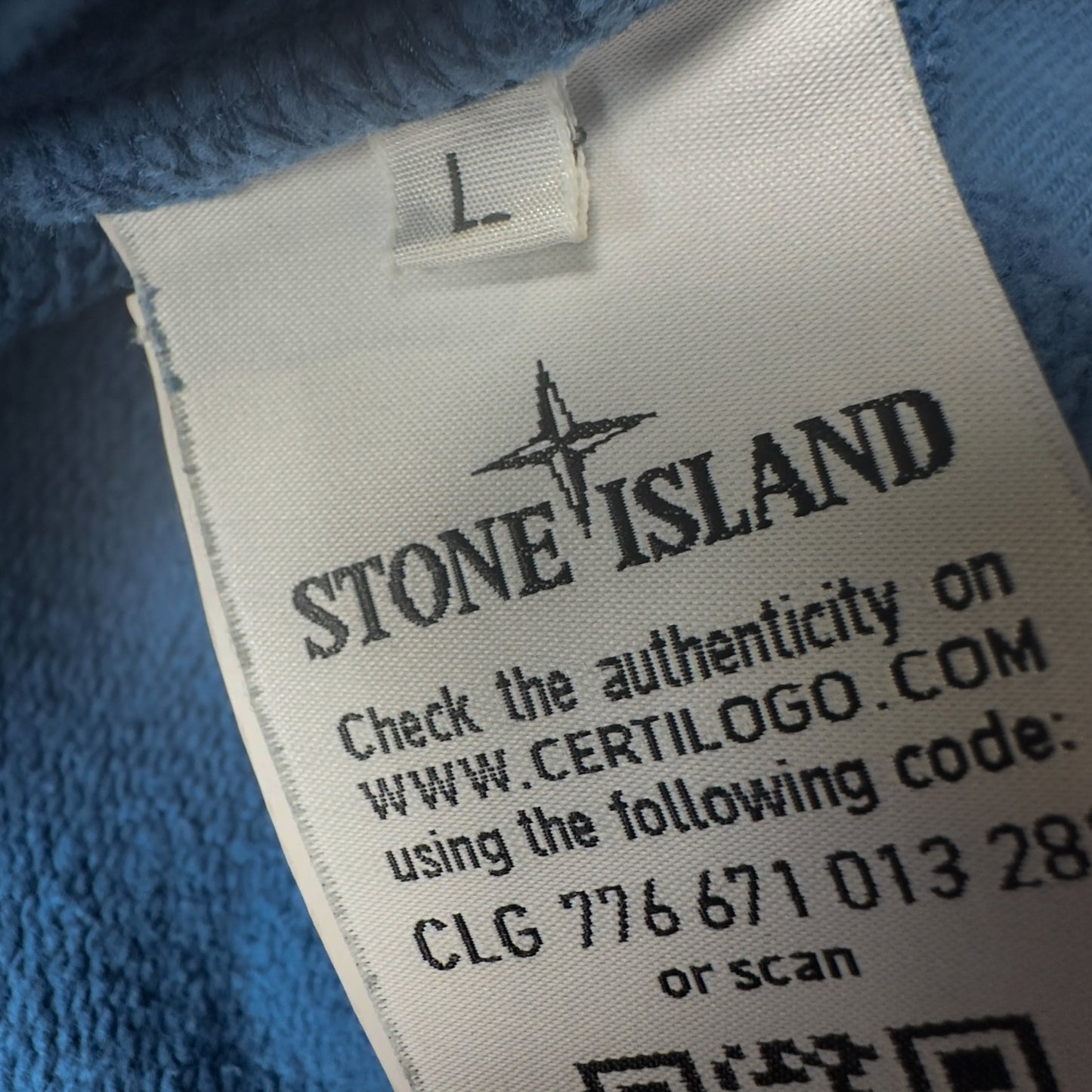 A/W 20 Stone Island Hoodie - Blue