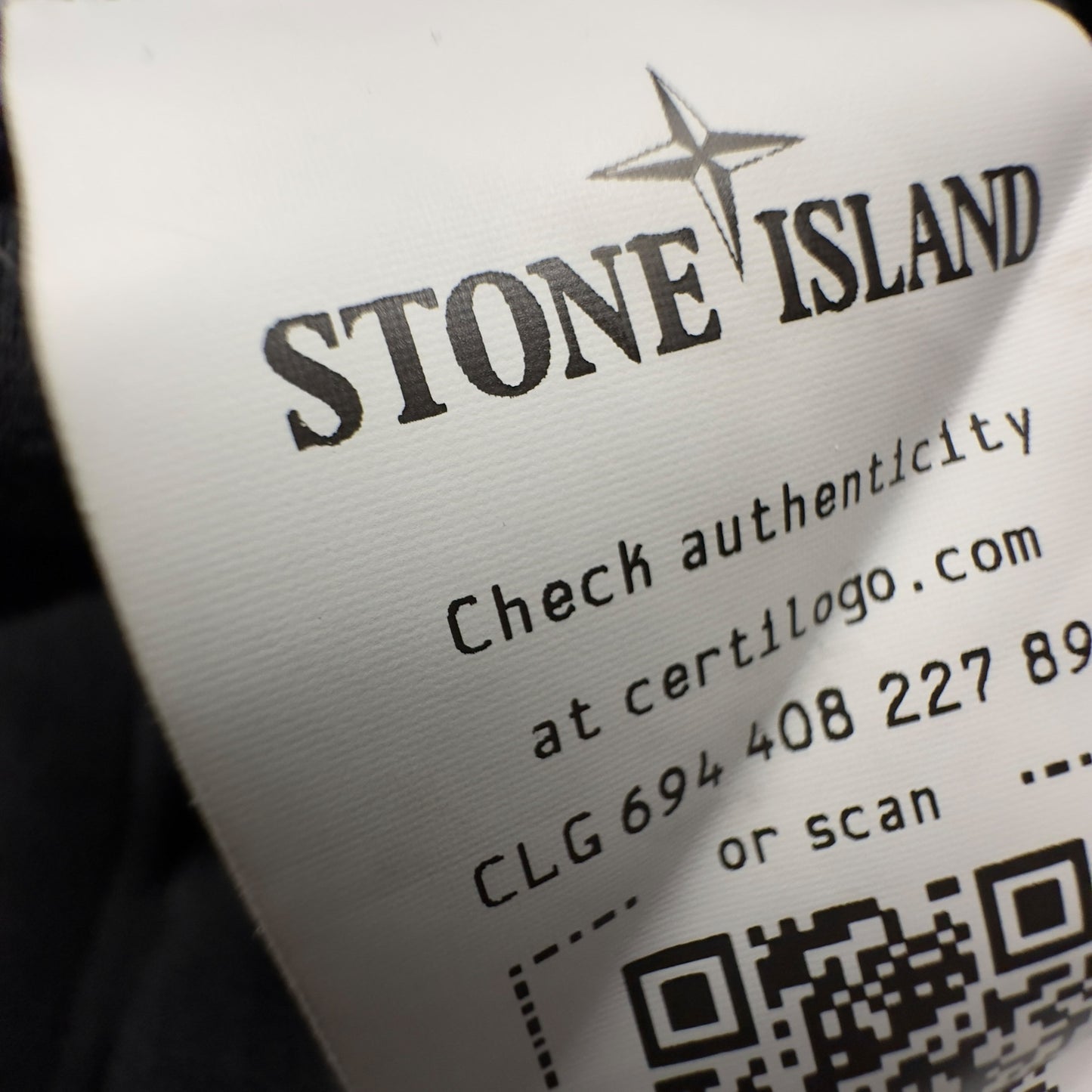 A/W 22 Stone Island Cotton Jersey Cargo Shorts - Black