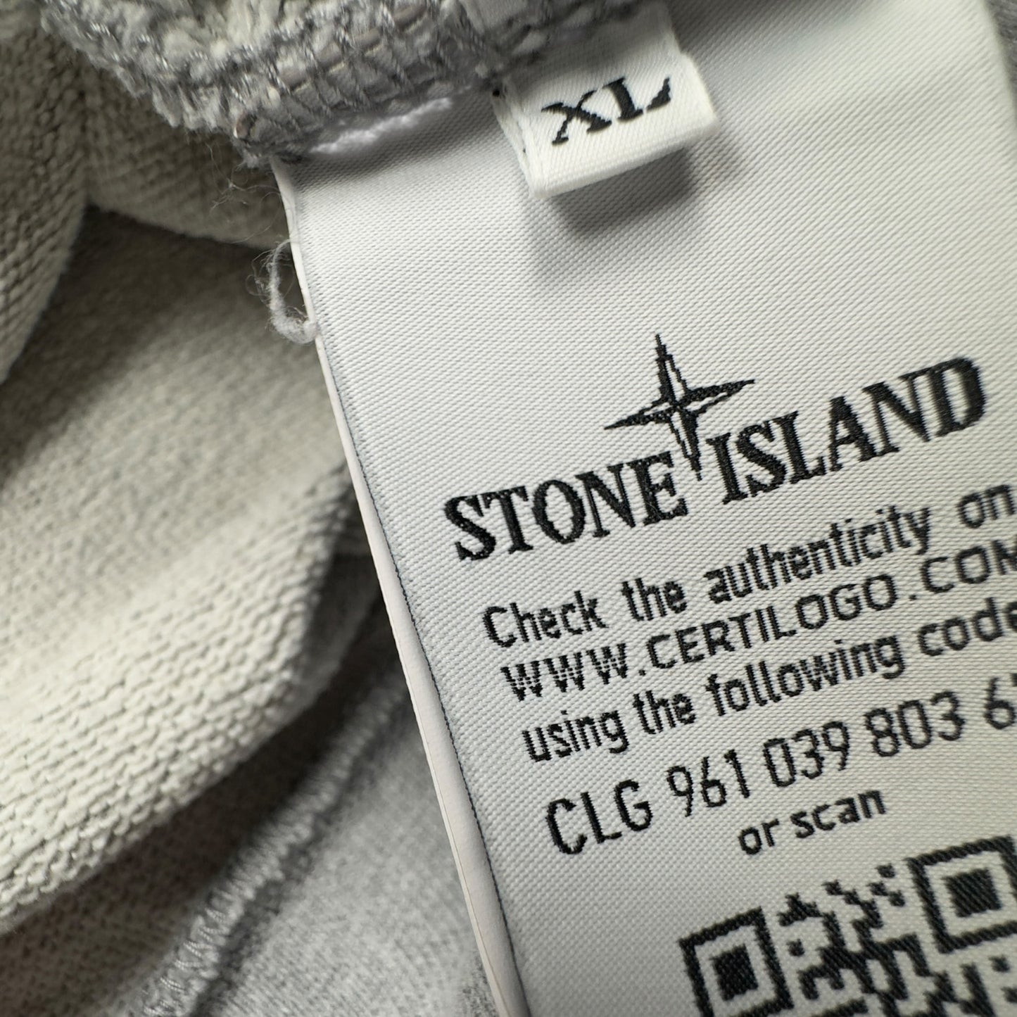 A/W 15 Stone Island Patch Sweater - Grey