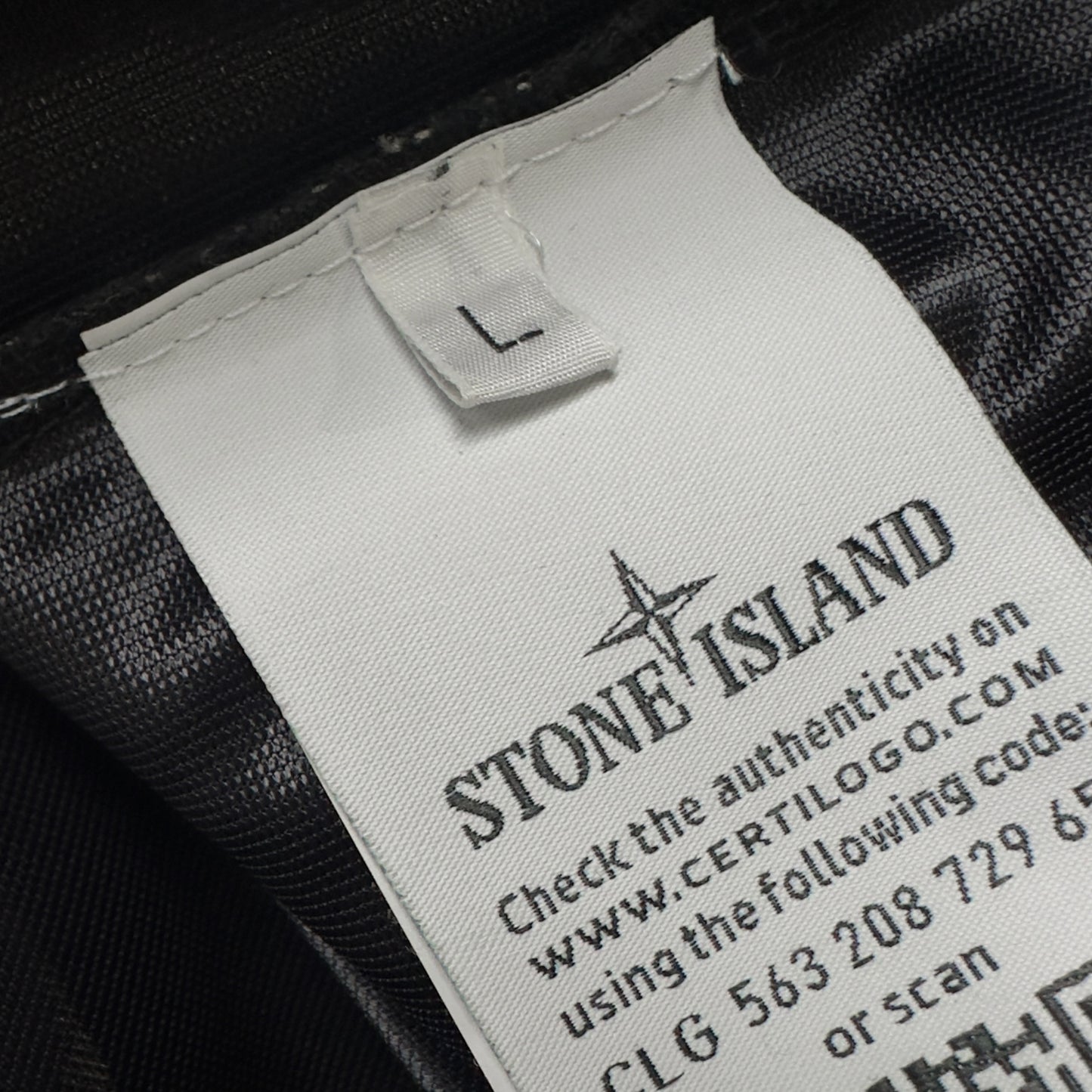 A/W 18 Stone Island Iridescent Lambswool Half Zip Sweater