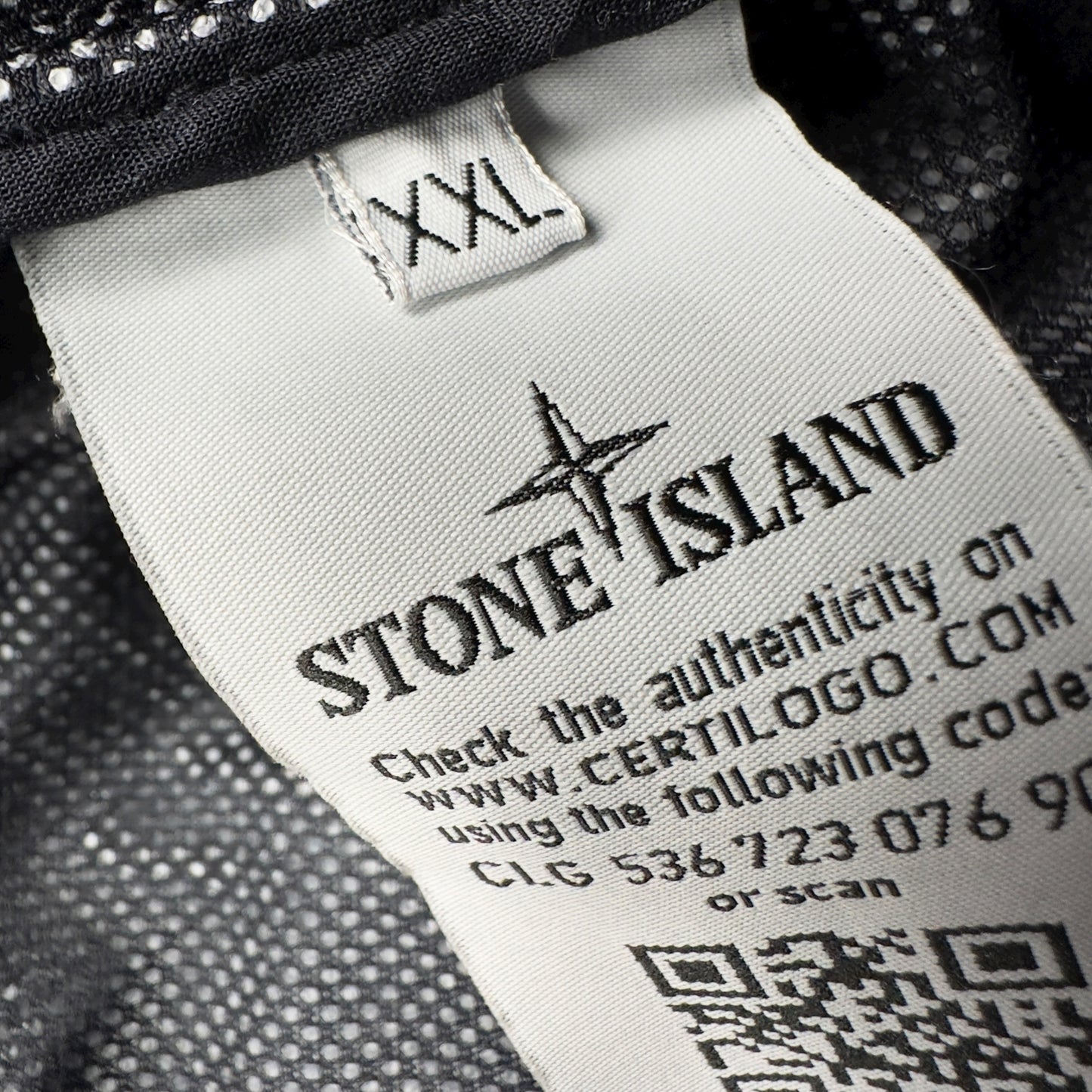 S/S 16 Stone Island Nylon Metal Tyvek Shield Jacket - Navy